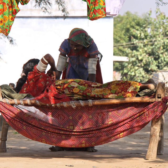 india-occhi di donna