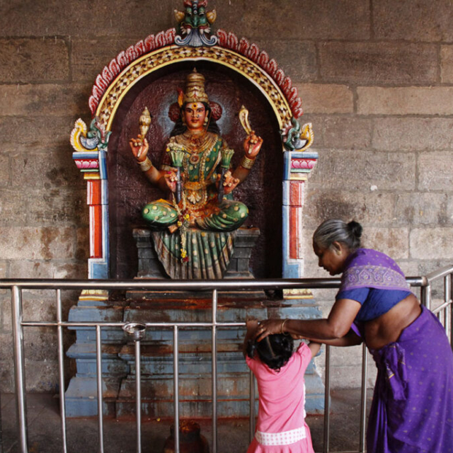 india-occhi di donna