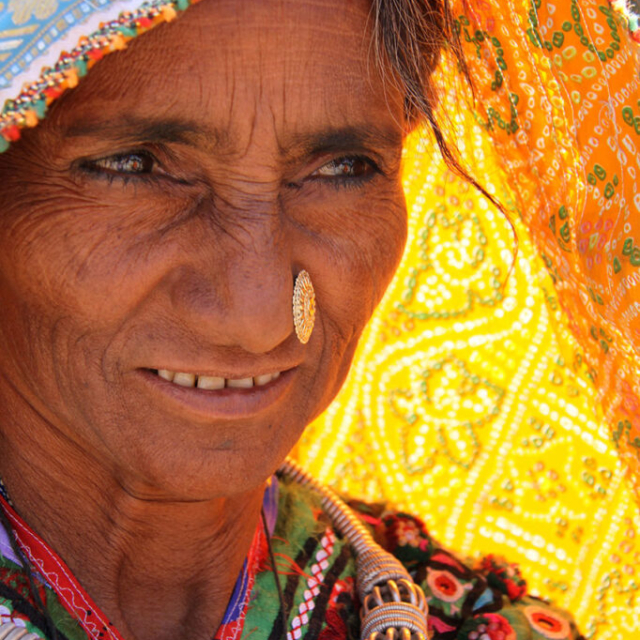 india-occhi di donna